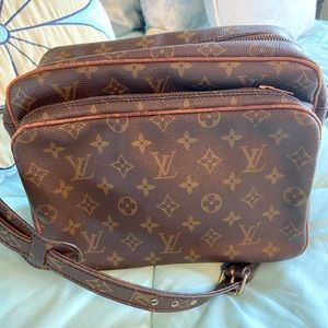 Louis Vuitton Nile Bag